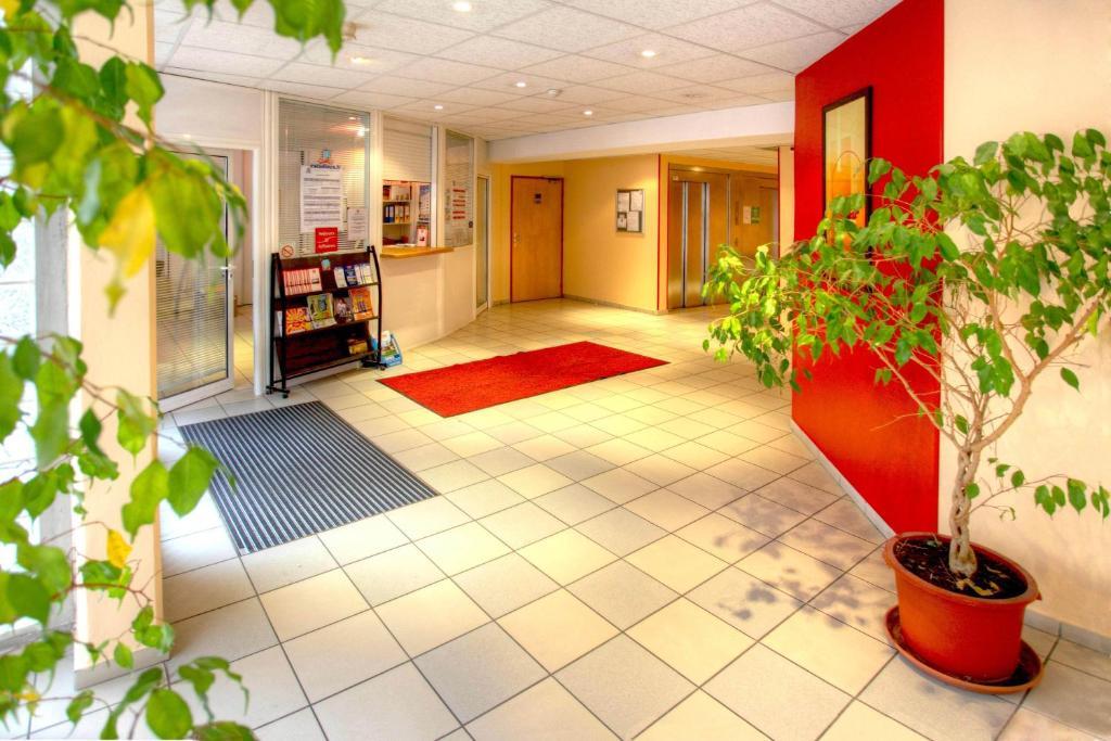 Sejours & Affaires Saint Etienne Jules Ferry Lejlighedshotel Eksteriør billede