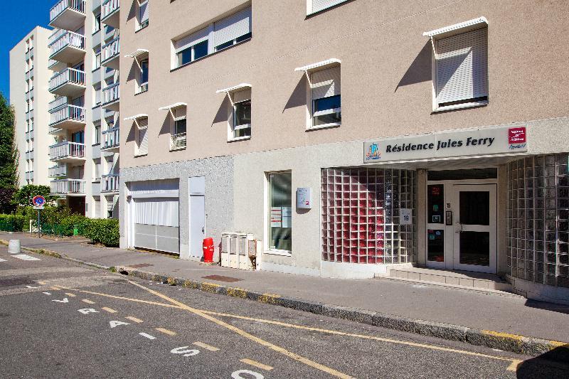 Sejours & Affaires Saint Etienne Jules Ferry Lejlighedshotel Eksteriør billede